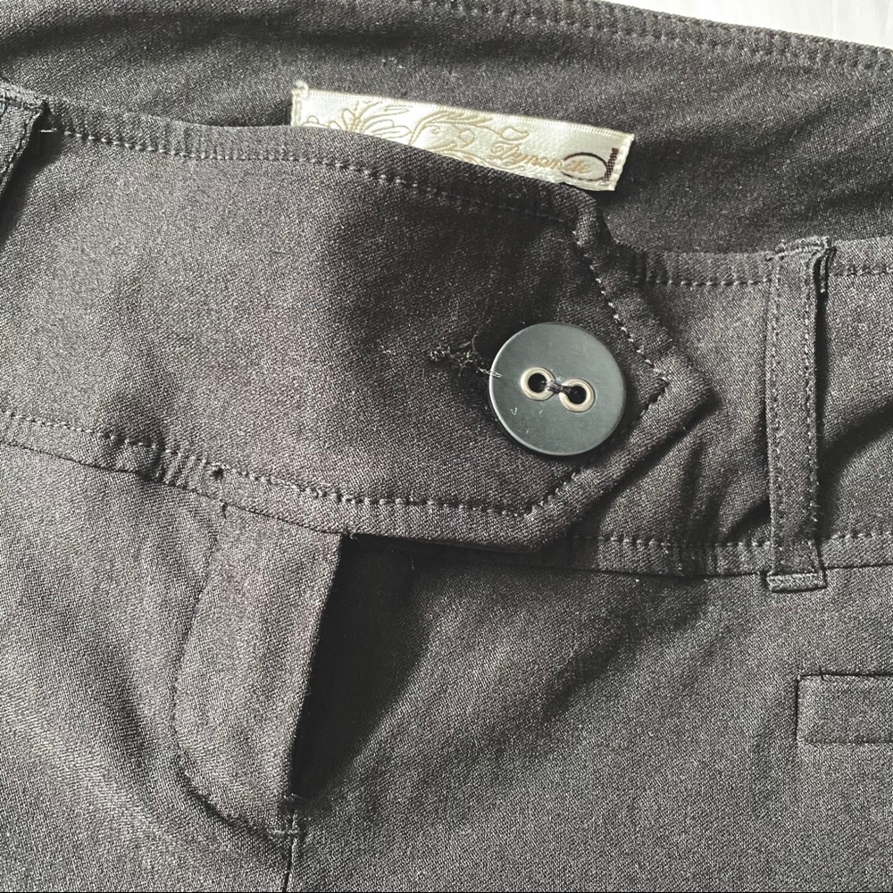(❤️3/$30) Black Capri Trousers/ dress pants - Picture 3 of 3